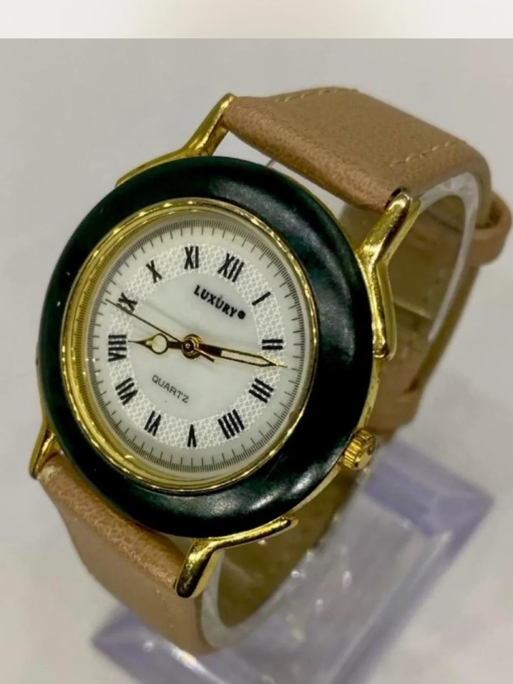Luxury® Quartz Round Watch in Black, Gold & Tan ***